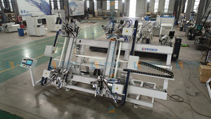 Machine de soudage automatique verticale à quatre coins pour la production de cadres de fenêtres et de portes en PVC - Product Image 3