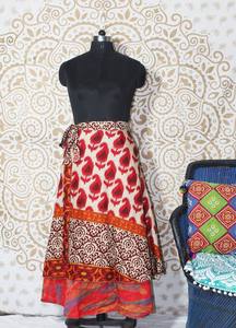 Falda Envolvente de Seda Hecha a Mano, Falda de Danza del Vientre India, Falda Hippie Multicolor para Niña - Product Image 3