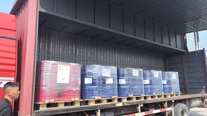 Revêtement en polyurée pulvérisé pour les revêtements de la benne des camions, les protections sous châssis des voitures, l'armure de châssis, le revêtement antirouille sous châssis - Product Image 5