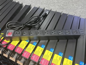 Mỹ ổ cắm 15A 240V l630p PDU 15A điện thanh điện dải bảo vệ tăng ổ cắm SPD - Product Image 2