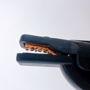 <span class=keywords><strong>Pinzas</strong></span> de soldadura 300a de alta calidad <span class=keywords><strong>para</strong></span> soporte de accesorios de electrodos sin quemar el soporte de electrodos de mano - Product Image 3