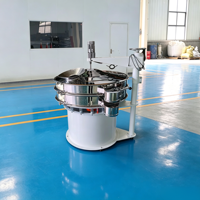 Machine de tamisage vibratoire forcé QINNY haute capacité pour carbonate de calcium, avec moteur vibrant vertical et nettoyage par grattoir en acier inoxydable