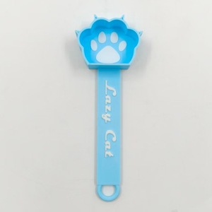 Cuchara de Alimentación de Plástico Ecológica Personalizada para Perros y Gatos, Regalo Conmemorativo con Nombre Personalizado, Dropshipping - Product Image 4