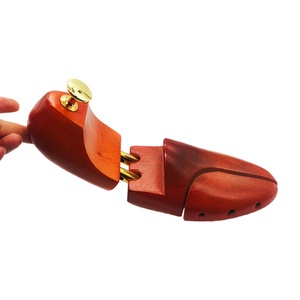 Giá sỉ cây giữ dáng giày gỗ tuyết tùng đỏ Mỹ, có thể điều chỉnh, dành cho nam - Product Image 4