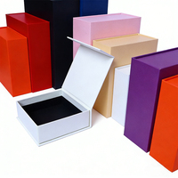 Boîte cadeau rigide magnétique personnalisée avec finition mate, matériaux recyclés, design élégant et portable, cadeau de haute qualité pour les fêtes