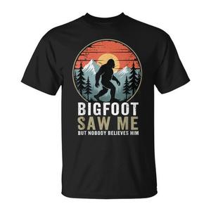 T-shirt Bigfoot Saw Me con design Sasquatch, maglietta grafica in stile vintage - Product Image 1