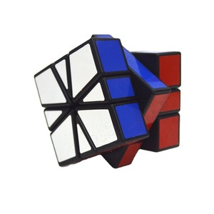 Shengshou Cube de Rubik carré SQ1 3x3, forme irrégulière, jouet éducatif de qualité compétition pour enfants de 6 ans et plus - Product Image 3