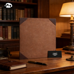 Porta Menús de Cuero PU con Esquinas Reforzadas, Estampado en Caliente y Logotipo Personalizado de Alta Calidad - Product Image 5