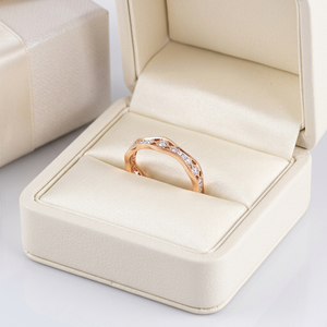 แหวนดีไซน์วินเทจทำมือแบบมินิมอลลิสต์ลายฉลุยอดนิยม แหวนทองคำแท้ 18K สีโรสโกลด์ ประดับเพชรแท้ธรรมชาติ - Product Image 2