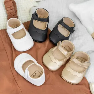 Vendita calda in pelle di cuoio superiore per bambini scarpe da principessa soffice suola per neonati antiscivolo scarpe da bambina