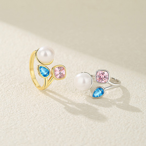 Anillo de Plata S925 con Perla de Agua Dulce, Zirconia Azul en Forma de Lágrima y Zirconia Rosa Cuadrada — Joyería Elegante para Mujer - Product Image 2