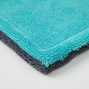 Serviette de lavage de voiture en microfibre à tricotage en chaîne haute densité, fabriquée sur mesure en Corée, super absorbante, douce, avec impression de logo, torsadée, toutes tailles - Product Image 1