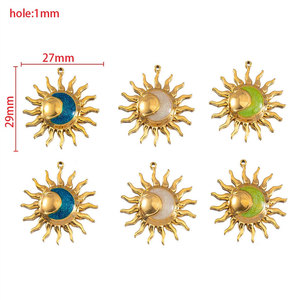 Dijes de Sol Esmaltados de Acero Inoxidable 316L con Baño de Oro de 14k y 18k, Personalizados al por Mayor, para la Fabricación de Joyas, Pulseras y Collares - Product Image 3