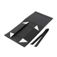 Boîte d'emballage cadeau en papier aimanté en carton plat personnalisé avec ruban Boîte magnétique pliable de luxe à couvercle rabattable