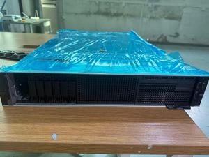 Serveur reconditionné pour Dell PowerEdge R740 2U Rack 8 baies SFF 2,5 pouces Châssis double Intel Xeon Scalable avec prise en charge GPU Barebone - Product Image 2