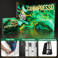 Stand Espositivo di Lusso per Eventi Aziendali, Vetrina Personalizzata per Fiere, Design Elegante e Configurazione Flessibile