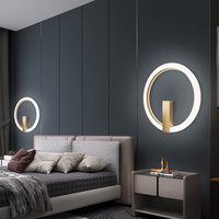 Applique murale de chevet en fer LED moderne minimaliste créative circulaire pour chambre à coucher, salon, couloir, escalier, dimmable, en acrylique