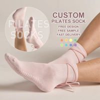 Chaussettes de ballet antidérapantes de marque pour filles, avec logo de créateur, vente en gros, chaussettes de Pilates personnalisées