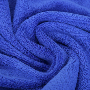 Serviette de pêche 30x30cm en tissu Oxford à séchage rapide pour le nettoyage des cannes et l'essuyage de la sueur - Product Image 2