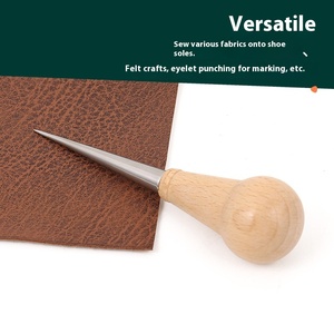 Usine directe simple <span class=keywords><strong>gourde</strong></span> poinçon en <span class=keywords><strong>acier</strong></span> <span class=keywords><strong>inoxydable</strong></span> bois de hêtre naturel manche en bois outil de réparation de chaussures à la main pour un usage domestique - Product Image 4