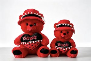 ตุ๊กตา<span class=keywords><strong>หมี</strong></span>สีแดงพร้อมลาย<span class=keywords><strong>ป</strong></span>ัก  ไส้ใยฝ้าย PP เหมาะสำหรับงานแต่งงานและวันวาเลนไทน์ ช่วยคลายเครียด - Product Image 6