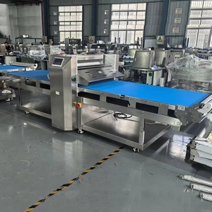 Machine à <span class=keywords><strong>croissants</strong></span> entièrement automatique de qualité supérieure pour usage domestique, fournie directement par l'usine - Product Image 2