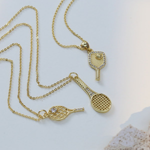 Nuevo estilo deportivo personalizado raqueta de tenis de mesa raqueta de bádminton raqueta de tenis colgante collar 18K joyería chapada en oro - Product Image 5