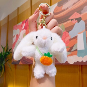 Porte-clés <span class=keywords><strong>en</strong></span> peluche lapin blanc <span class=keywords><strong>en</strong></span> gros, mignon lapin aux longues oreilles avec <span class=keywords><strong>carotte</strong></span>, mini pendentif animal <span class=keywords><strong>en</strong></span> peluche, cadeau pour enfants - Product Image 2