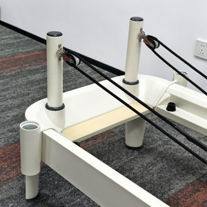 เครื่องออกกำลังกาย Core Machine Series 2.0 Collab สีขาว รุ่นอะลูมิเนียม Reformer DCA พร้อมเบาะรองนั่งกว้างพิเศษ โฟมความหนาแน่นสูงเพื่อประสิทธิภาพสูงสุด - Product Image 4