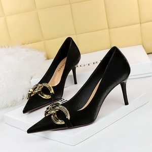 Trendy Color Big Chain Ladies Pointed Toe <b>Pumps</b> Fashion Heels for Women - Product Image 4
