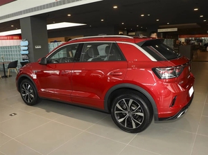 Autos Usados T-Roc, SUV Compacto de Gasolina, Marca <span class=keywords><strong>Uniland</strong></span>, Hecho en China, en Venta - Product Image 5