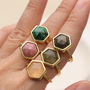 Bague personnalisée en pierre naturelle sertie clos, plaquée or, en laiton, avec pierre précieuse hexagonale, pour <span class=keywords><strong>femme</strong></span> - Product Image 4