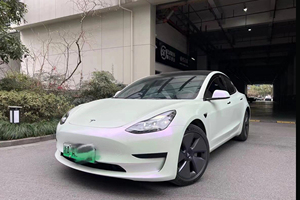 Vinilo para Rotulación de Vehículos, Blanco a Morado, PET de Alto Brillo, 7.5mil, con Liberación de Aire, Auto-Reparable, para Carrocería Completa, Película de Vinilo Automotriz que Cambia de Color - Product Image 2
