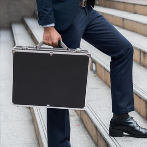 Estuche de Aluminio Negro con Capacidad para 100 Soportes para Monedas PCGS NGC - Product Image 3