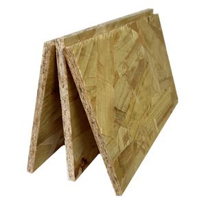 Meilleure Vente <span class=keywords><strong>16mm</strong></span> 18mm <span class=keywords><strong>Osb</strong></span> 3 E0 Colle Haute Garde Étanche Pin <span class=keywords><strong>Osb</strong></span> Board 1220x2440mm Construction - Product Image 4