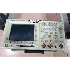 Osciloscopio Tektronix TDS3032B 2 CH DPO 300MHz 2.5GSa/s en buen estado de segunda mano - Product Image 2