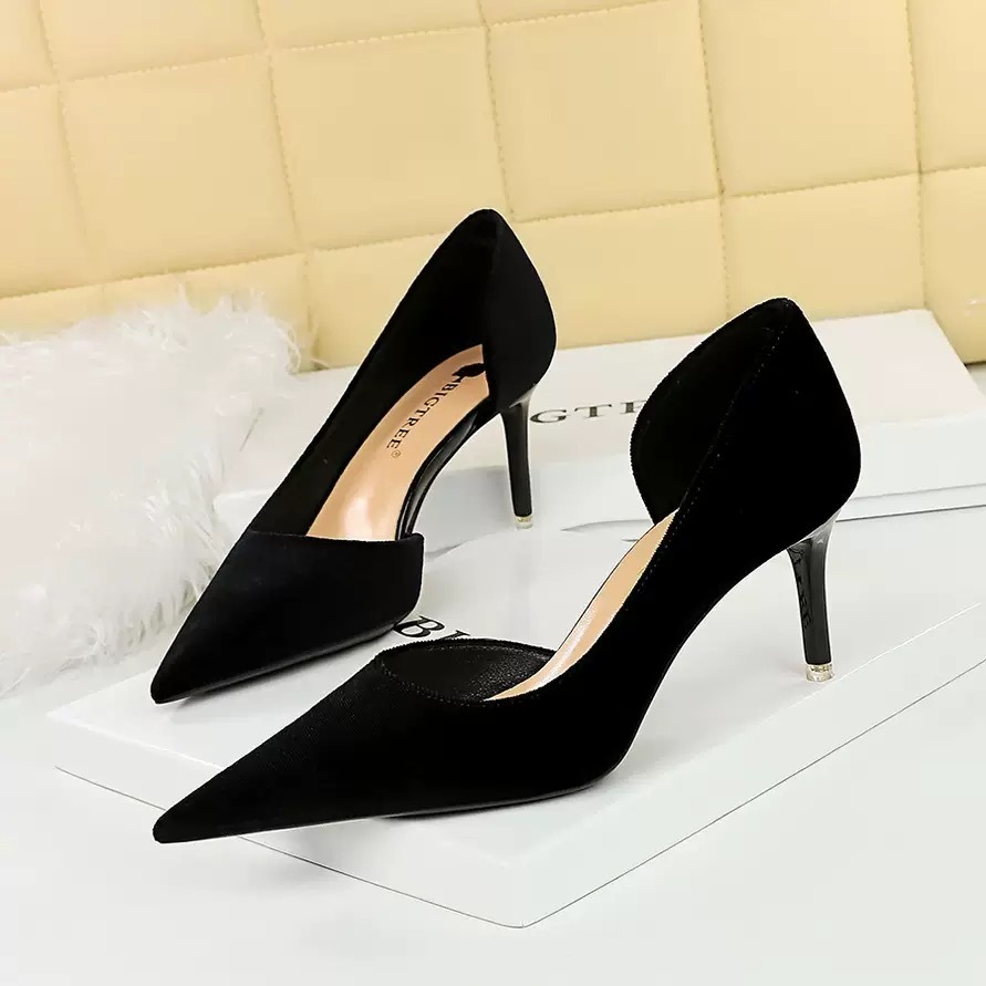 Black 7CM