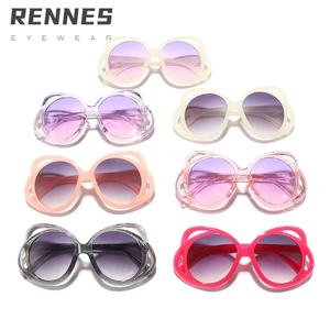 Lunettes de soleil RT de haute qualité pour enfants couleur bonbon évidé fleurs cadre UV400 lentilles optiques soleil ombrage tendance mode - Product Image 5