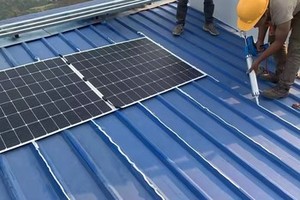 แผงโซลาร์เซลล์แบบยืดหยุ่นชนิดโมโนคริสตัลไลน์ กำลังไฟ 200W 300W 400W 520W บางเฉียบ น้ำหนักเบา สำหรับใช้ในบ้าน - Product Image 3