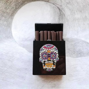Portasigarette Personalizzato con Diamanti Fai-da-Te - Product Image 1