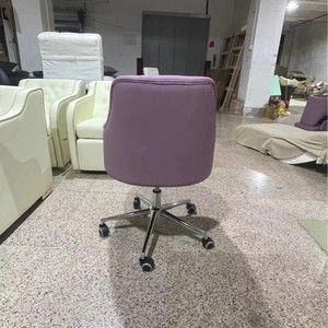 Chaise de coiffure pivotante réglable moderne pour salon de coiffure, spa, pédicure, esthétique, avec roulettes - Product Image 4
