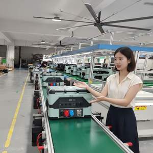 Sistema de respaldo de energía de batería de litio de alta capacidad Oficina <span class=keywords><strong>en</strong></span> casa Apilable IP65 UPS Almacenamiento de energía <span class=keywords><strong>en</strong></span> el hogar - Product Image 1