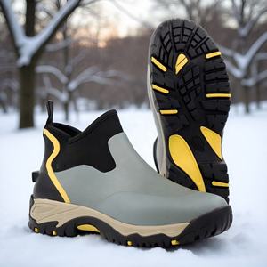 Bottes de pluie courtes et légères imperméables en néoprène et caoutchouc pour hommes YL3601, idéales pour le camping, l'entretien des pelouses, le jardinage et les travaux de jardin. - Product Image 4