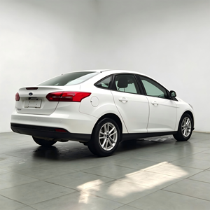 Voitures d'occasion <span class=keywords><strong>Ford</strong></span> <span class=keywords><strong>Focus</strong></span> 2015 1.6 Essence Automatique Berline Conduite à Gauche en Stock Vente en Gros - Product Image 6