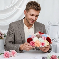 Hfloral OEM – Boîte carrée personnalisée pour arrangements floraux éternels – Têtes de fleurs de carnation stabilisées pour la Fête des Mères, la remise des diplômes et la Saint-Valentin