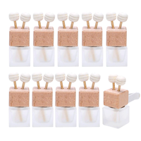 Dispositif de diffusion de bouteille de parfum de voiture Diffuseur de bouteille de voiture Clip d'évent Bouteille de diffuseur de voiture 8ml
