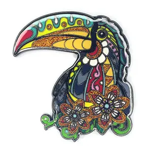Toptan moda ucuz renkli baykuşlar ve çeşitli kuşlar şekil yaka iğnesi