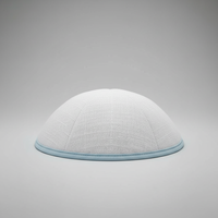 Kippa en coton et lin respirant à 4 panneaux avec impression personnalisée et bordure bleue – Calotte juive pour cadeaux de mariage – Toutes saisons