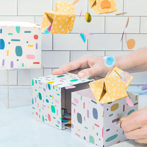 Coffret <span class=keywords><strong>confettis</strong></span> personnalisés au Design gratuit, boîte-<span class=keywords><strong>cadeau</strong></span> Surprise pour gâteau, Explosion de chocolat, noël, saint-valentin - Product Image 1