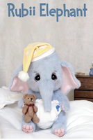 Peluche personnalisée Rubii en forme d'éléphant avec bonnet jaune et compagnon ours en peluche